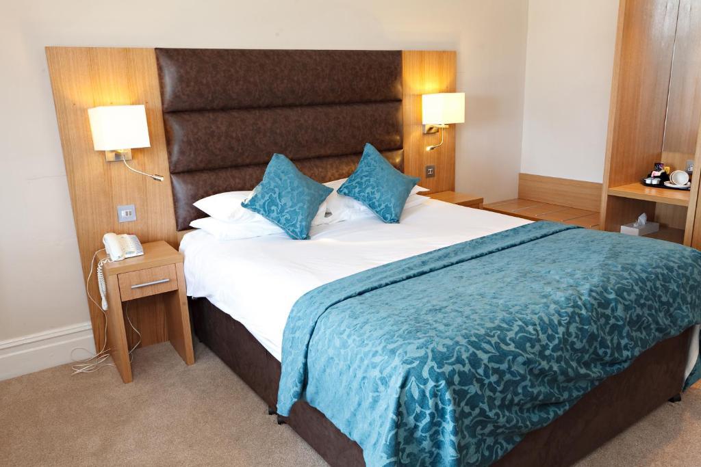 Links Country Park Hotel 3*